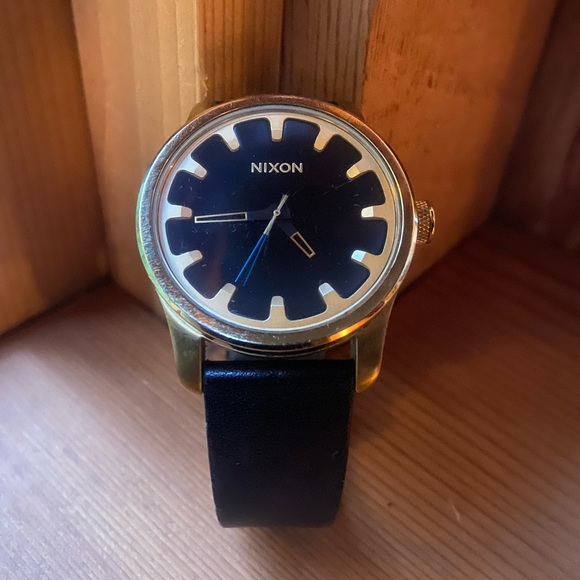 Nixon Watch - Picture 3 of 6